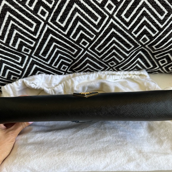 Prada Saffiano Black Clutch (used) - Picture 8 of 15